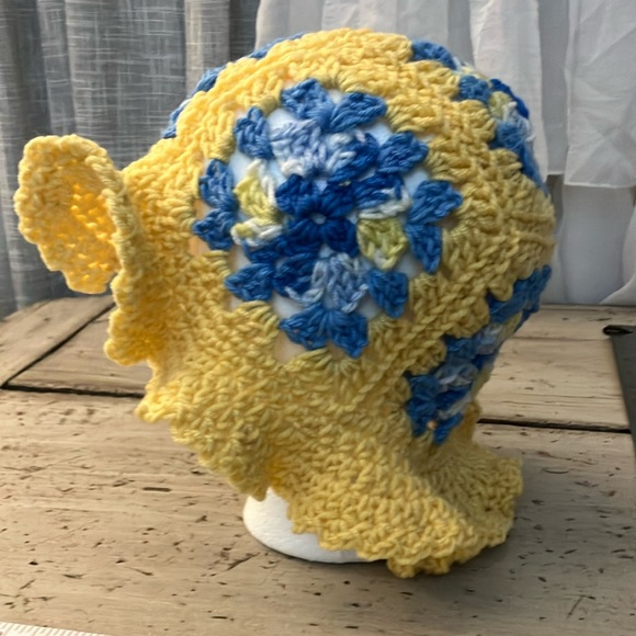 Handmade crocheted granny square bucket hat - Picture 1 of 5
